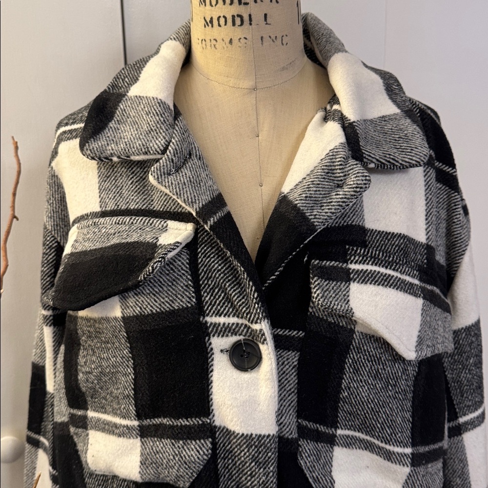 Rue21 Monochrome Plaid Outerwear - Picture 2 of 5